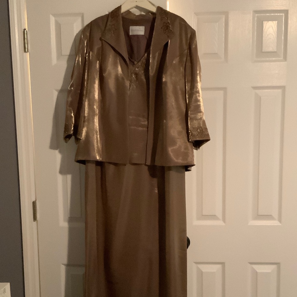 Mothers dress for a wedding